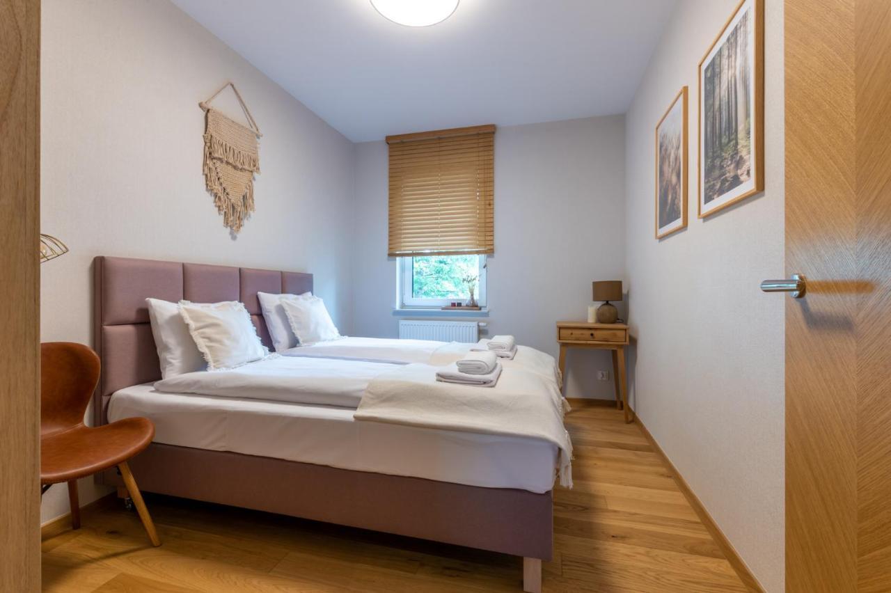Szary Wilk Apartament Щирк Экстерьер фото